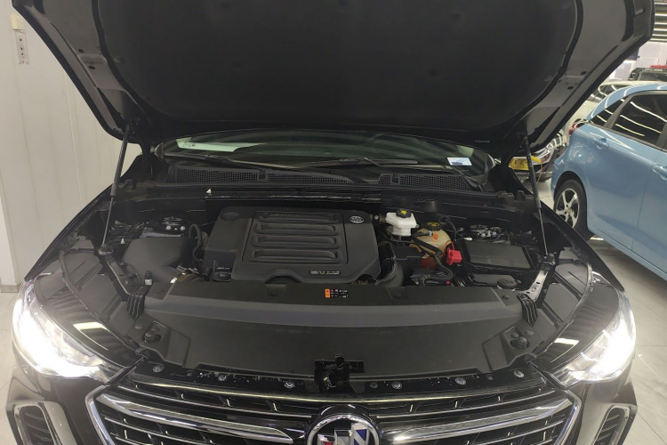 别克 2022款 改款 昂科威S 552T 两驱豪华型机舱底盘24