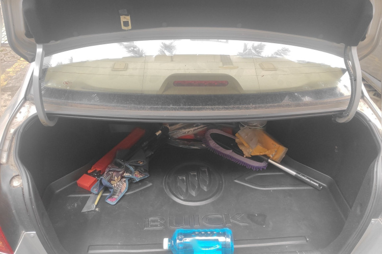 别克 凯越 2013款 1.5L 自动经典型局部细节23