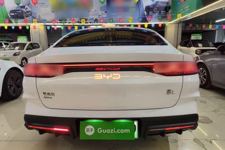 比亚迪 秦L 2024款 DM-i 80KM领先型车身外观6