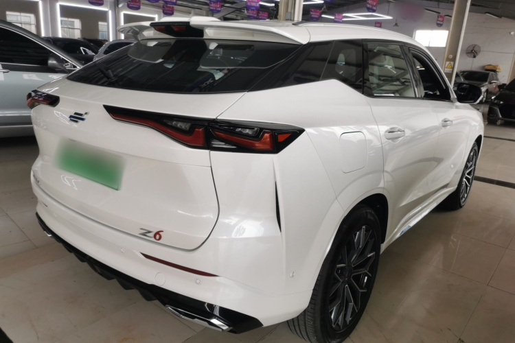 长安欧尚 欧尚Z6新能源 2023款 智电iDD 150KM旗舰PLUS智慧泊车版车身外观6005