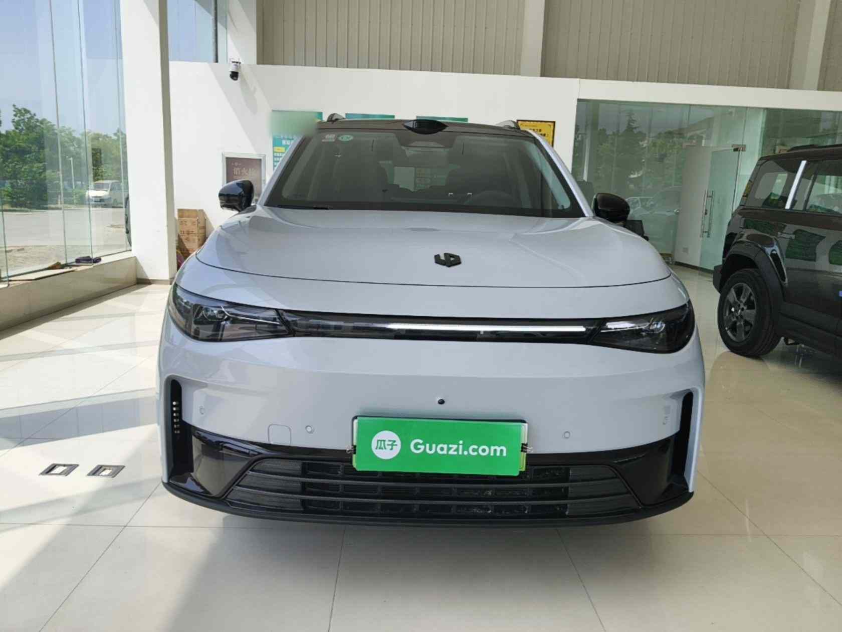 零跑汽车 零跑C16 2026款 增程 280激光雷达智尊版 6座(1)