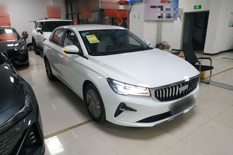 吉利汽车 帝豪 2026款 第4代 400万纪念款 1.5L 手动超越型车身外观3