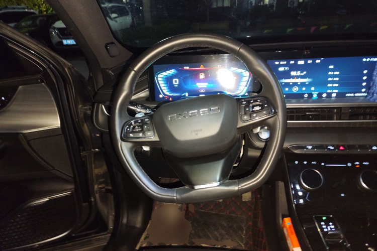 星途追风 2022款 凡尔赛版 1.6T DCT乘风起版中控内饰13