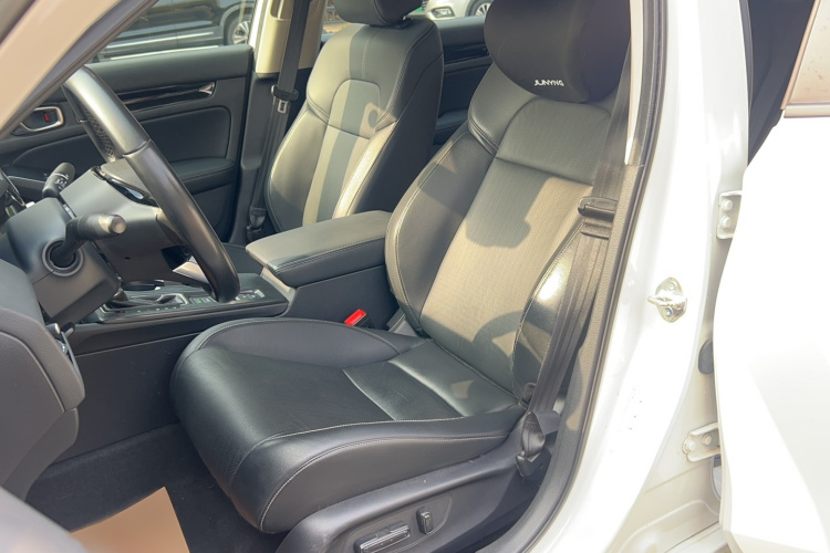 本田 思域 2022款 240TURBO CVT劲控版中控内饰7002