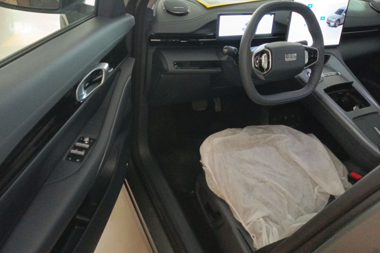 吉利银河 银河E5 2026款 610km 远航版中控内饰20