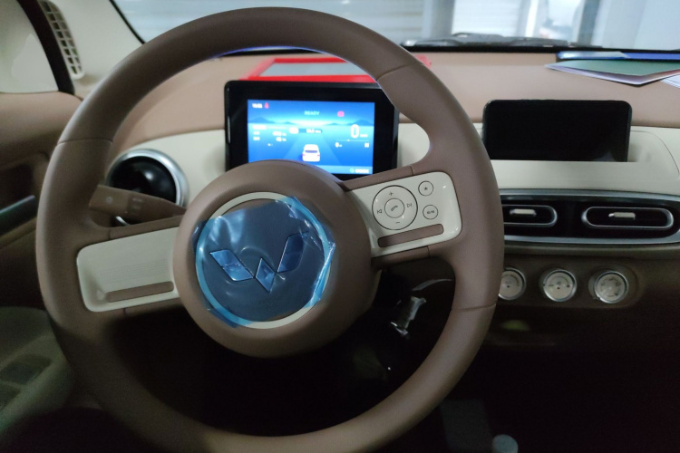 五菱汽车 宏光MINIEV 2025款 四门版 进阶款中控内饰12