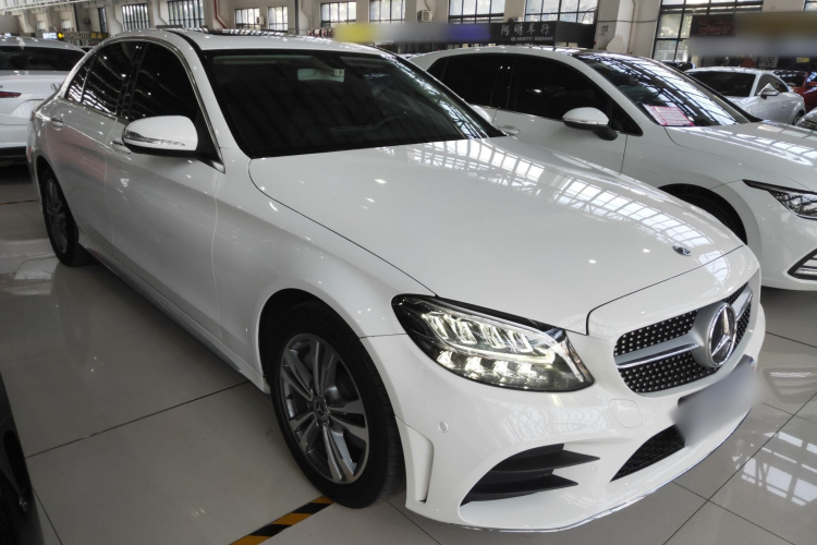 奔驰C级 2019款 C 180 L 时尚型运动版车身外观6002