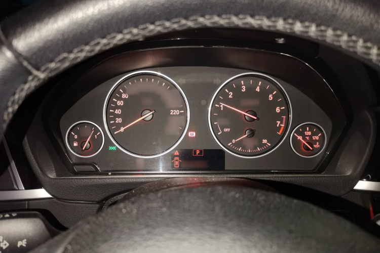 宝马3系 2017款 320Li 时尚型局部细节14