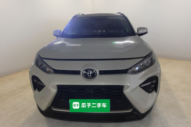 丰田 威兰达 2021款 2.0L CVT两驱豪华版车身外观2
