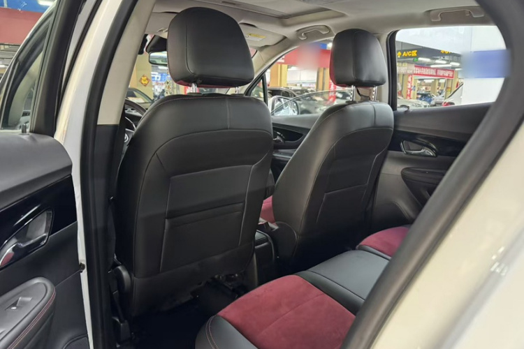 别克 昂科拉 2017款 18T 自动两驱都市精英型中控内饰7005