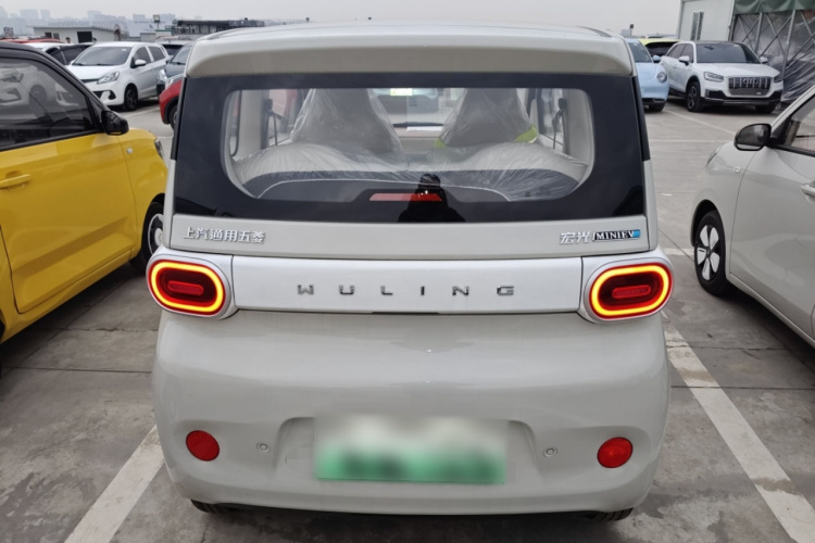 五菱汽车 宏光MINIEV 2024款 第三代 215km 青春版车身外观6