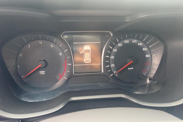 广汽传祺 传祺GS4 2015款 200T G-DCT豪华版局部细节14