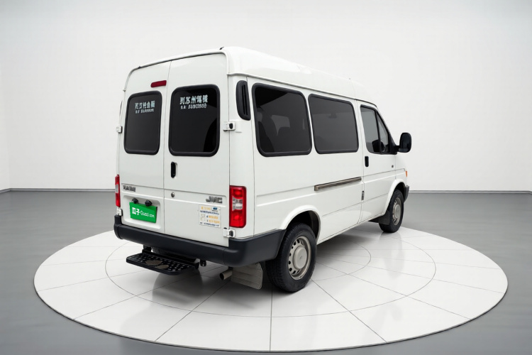 江铃 特顺 2021款 2.8T空间王金牛款长轴中高顶后单胎-踏6座柴油国VI JX493车身外观7