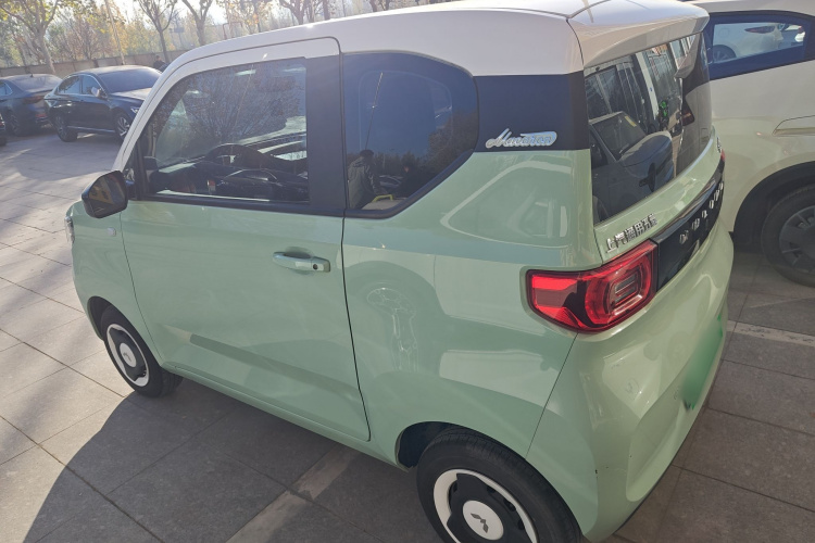 五菱汽车 宏光MINIEV 2021款 马卡龙时尚款 磷酸铁锂车身外观4