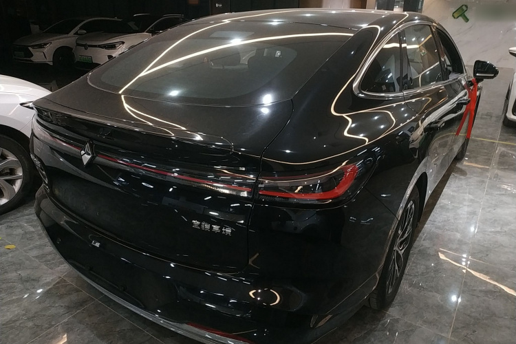 宝骏享境 2025款 纯电 600km标准版车身外观7