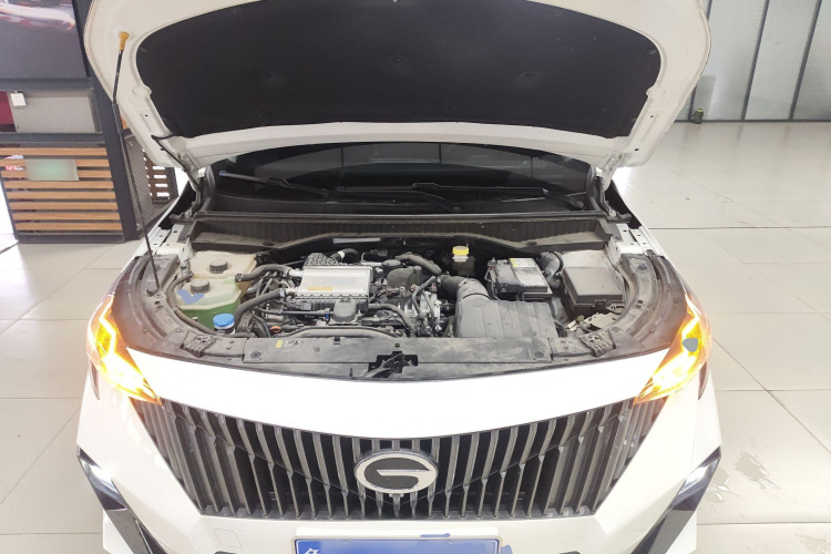 广汽传祺 传祺GS3 2023款 影速 270T 劲享版机舱底盘24