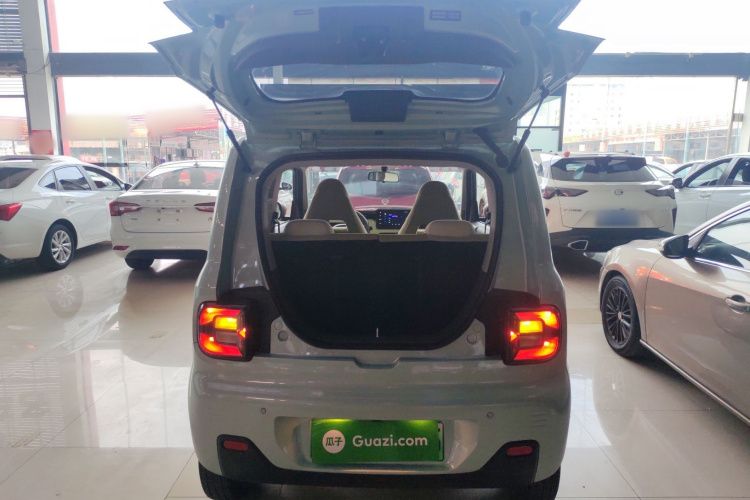 吉利银河 2024款 熊猫mini 200km 耐力熊机舱底盘23