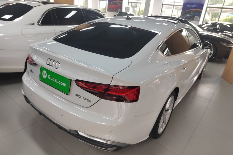奥迪A5 2021款 Sportback 40 TFSI 时尚动感型车身外观6005