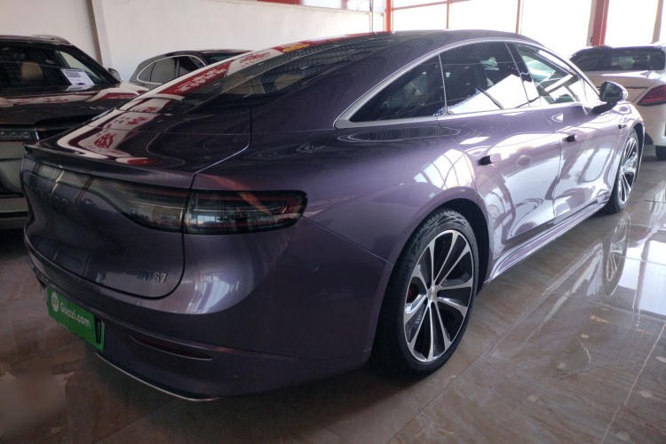 鸿蒙智行 智界S7 2025款 785km Ultra车身外观7