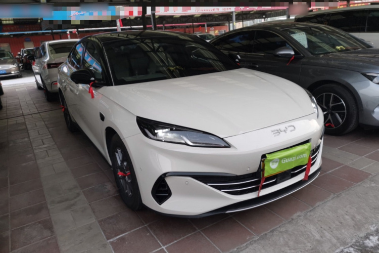 比亚迪 海豹06新能源 2025款 DM-i 智驾版 80KM豪华型车身外观6002