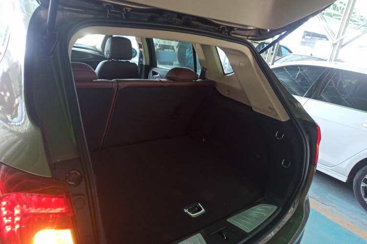 别克 昂科威 2016款 20T 两驱精英型局部细节23