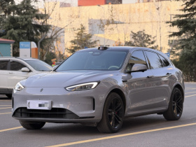 鸿蒙智行 问界M5 2024款 增程 Max RS 四驱高阶智驾版