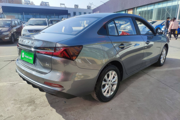 荣威i5 2023款 1.5L CVT豪华版车身外观6006