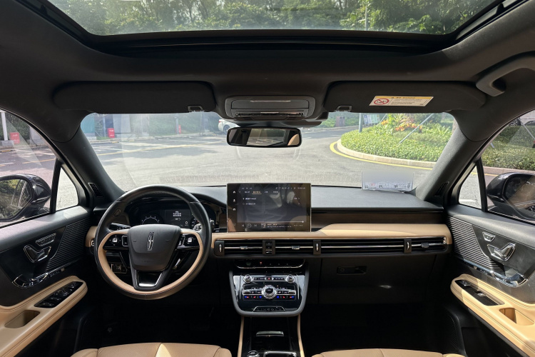 林肯 冒险家 2021款 2.0T 两驱尊雅版中控内饰7004