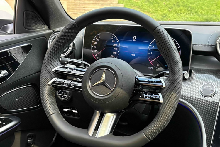 奔驰C级 2025款 C 260 L 运动版中控内饰7005