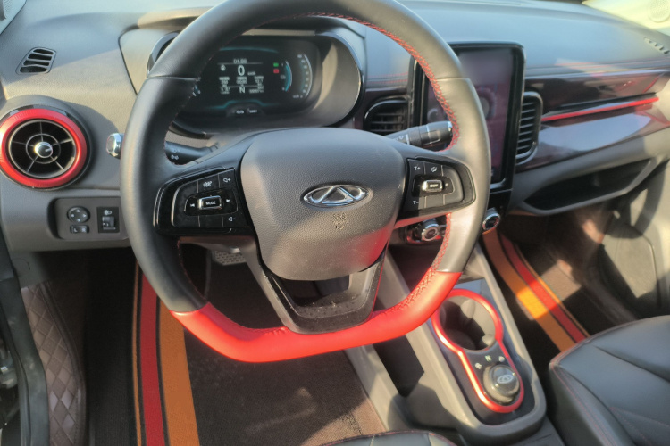 奇瑞 小蚂蚁 2022款 改款 甜粉款 半糖版 磷酸铁锂 30.7kWh 30kW 301km中控内饰13