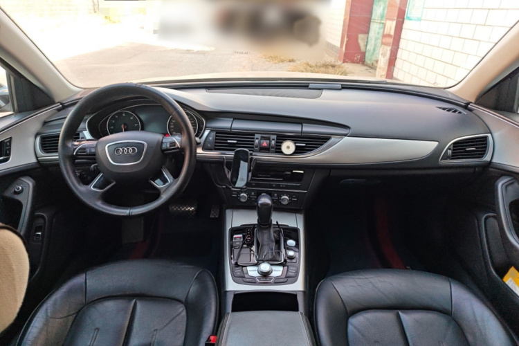 奥迪A6L 2018款 30周年年型 35 TFSI 时尚型中控内饰7002