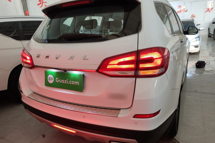 哈弗H6 2021款 运动版 1.5T 自动精英智联型 六边形格栅车身外观6