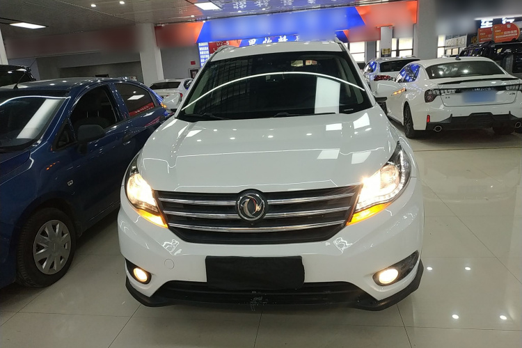 东风风光 风光580 2017款 改款 1.5T CVT豪华型车身外观2