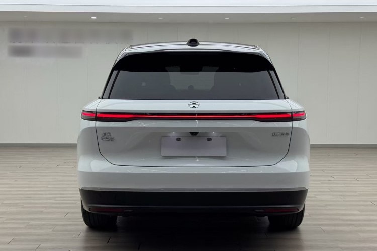 蔚来ES8 2024款 75kWh车身外观6