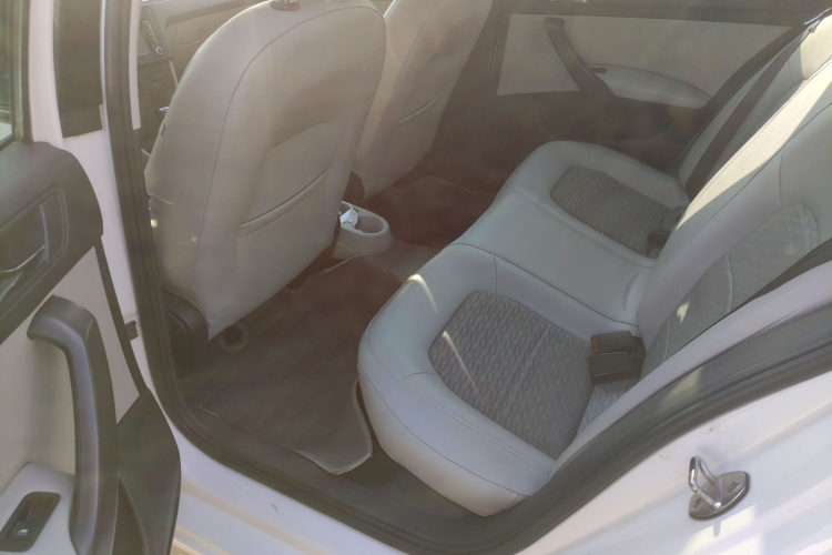 斯柯达 昕锐 2015款 1.6L 自动智选型中控内饰7004