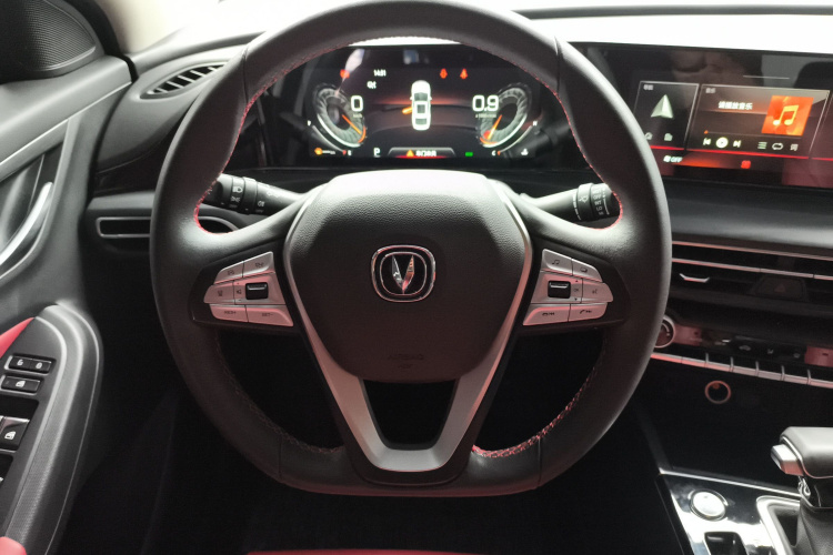 长安 逸动 2020款 PLUS 蓝鲸NE 1.4T GDI DCT旗舰型中控内饰13