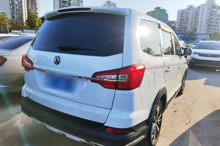 东风风行 风行SX6 2019款 1.5T 手动舒适型 国V车身外观7