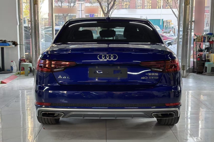 奥迪A4L 2018款 30周年年型 40 TFSI 时尚型车身外观6004