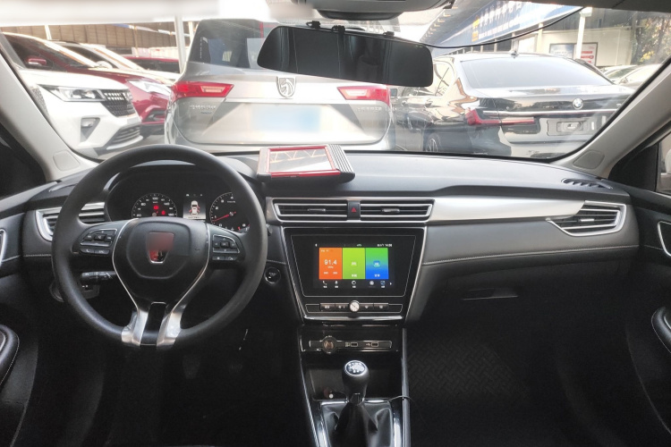 荣威i5 2019款 1.5L 手动4G互联朗豪版中控内饰12