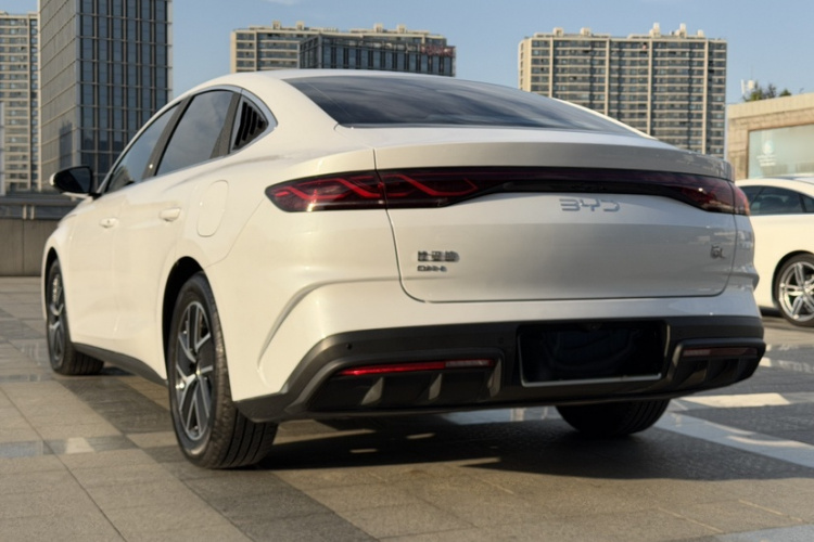 比亚迪 秦L 2024款 DM-i 80KM领先型车身外观6005