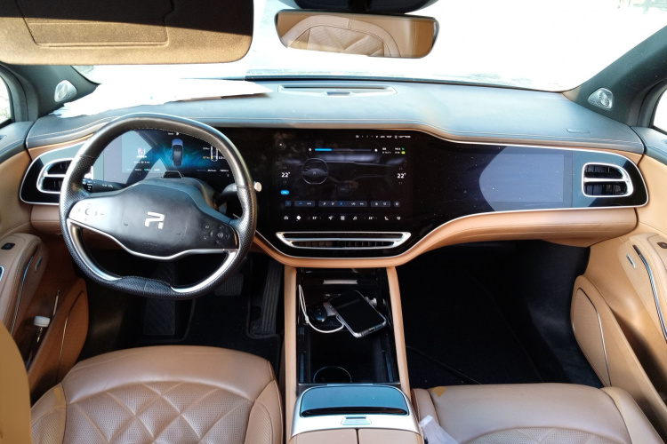 飞凡汽车 飞凡R7 2022款 长续高阶版中控内饰12