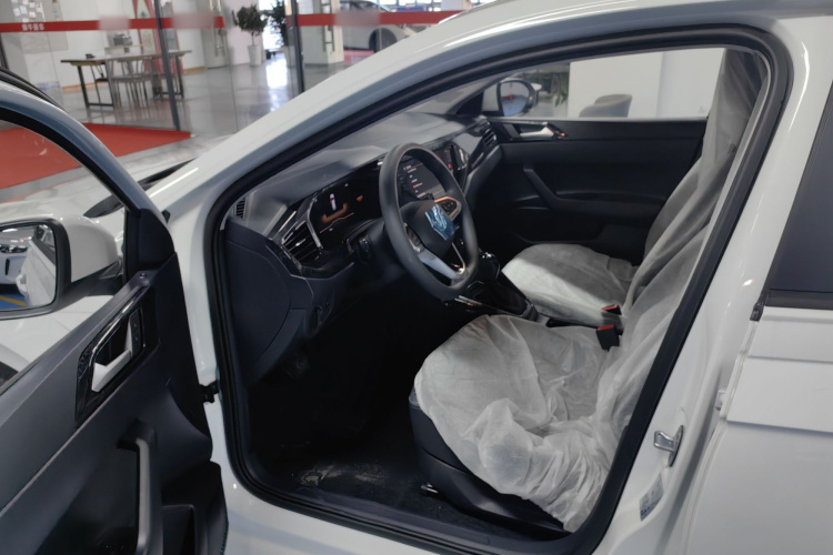 大众 朗逸 2025款 新锐 1.5L 出众新逸版中控内饰7002