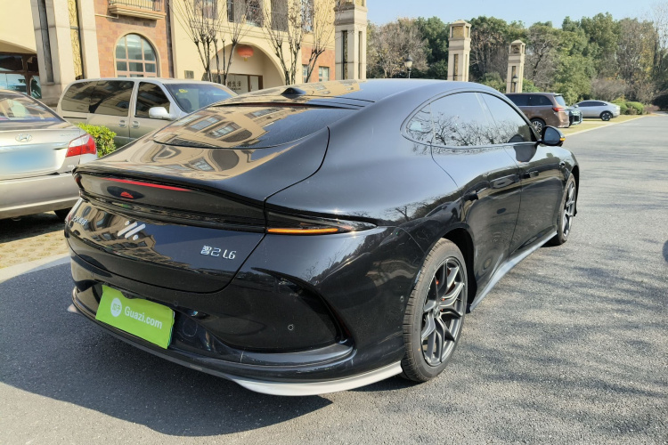 智己汽车 智己L6 2024款 Max 超强性能版车身外观6005