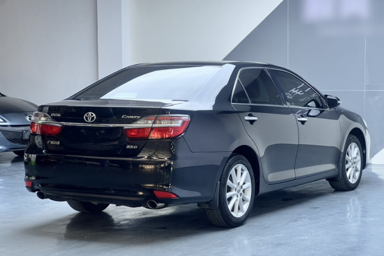 丰田 凯美瑞 2015款 2.5G 豪华导航版车身外观6004