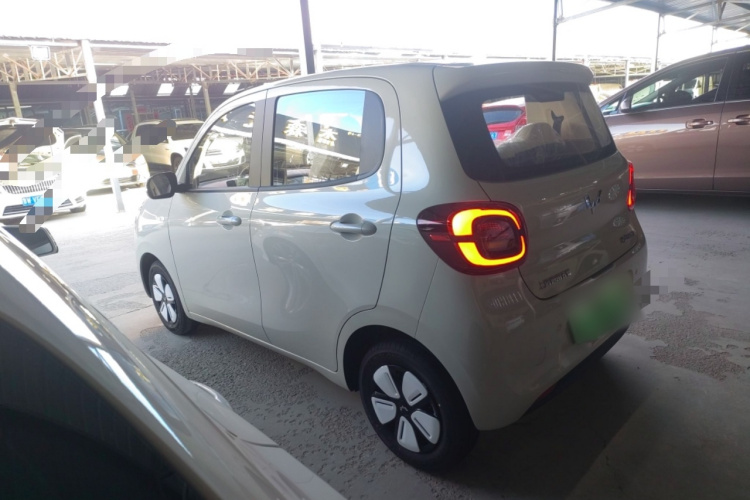 五菱汽车 宏光MINIEV 2025款 四门版 进阶款车身外观4