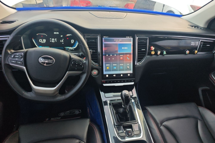 SWM斯威汽车 SWM斯威G05 2019款 2.0L 手动豪华型中控内饰12