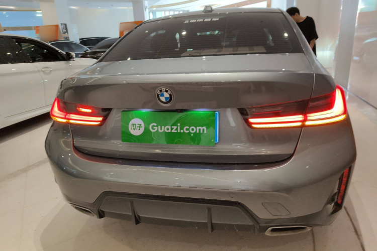 宝马3系 2023款 325Li M运动套装车身外观6