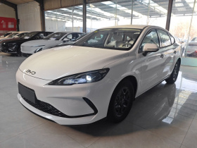 比亚迪 海豹05 DM-i 2025款 DM-i 智驾版 55KM豪华型