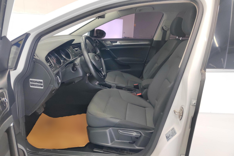 大众 高尔夫 2016款 1.6L 自动舒适型中控内饰19