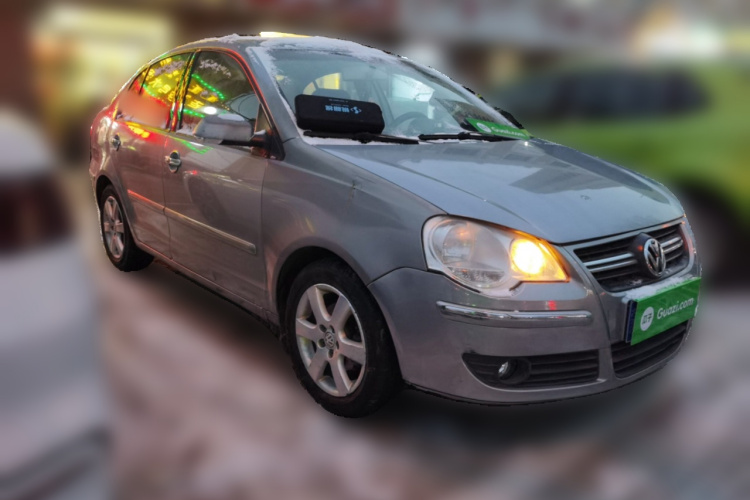 大众 Polo 2009款 劲取 1.6L 手动雅致版车身外观3
